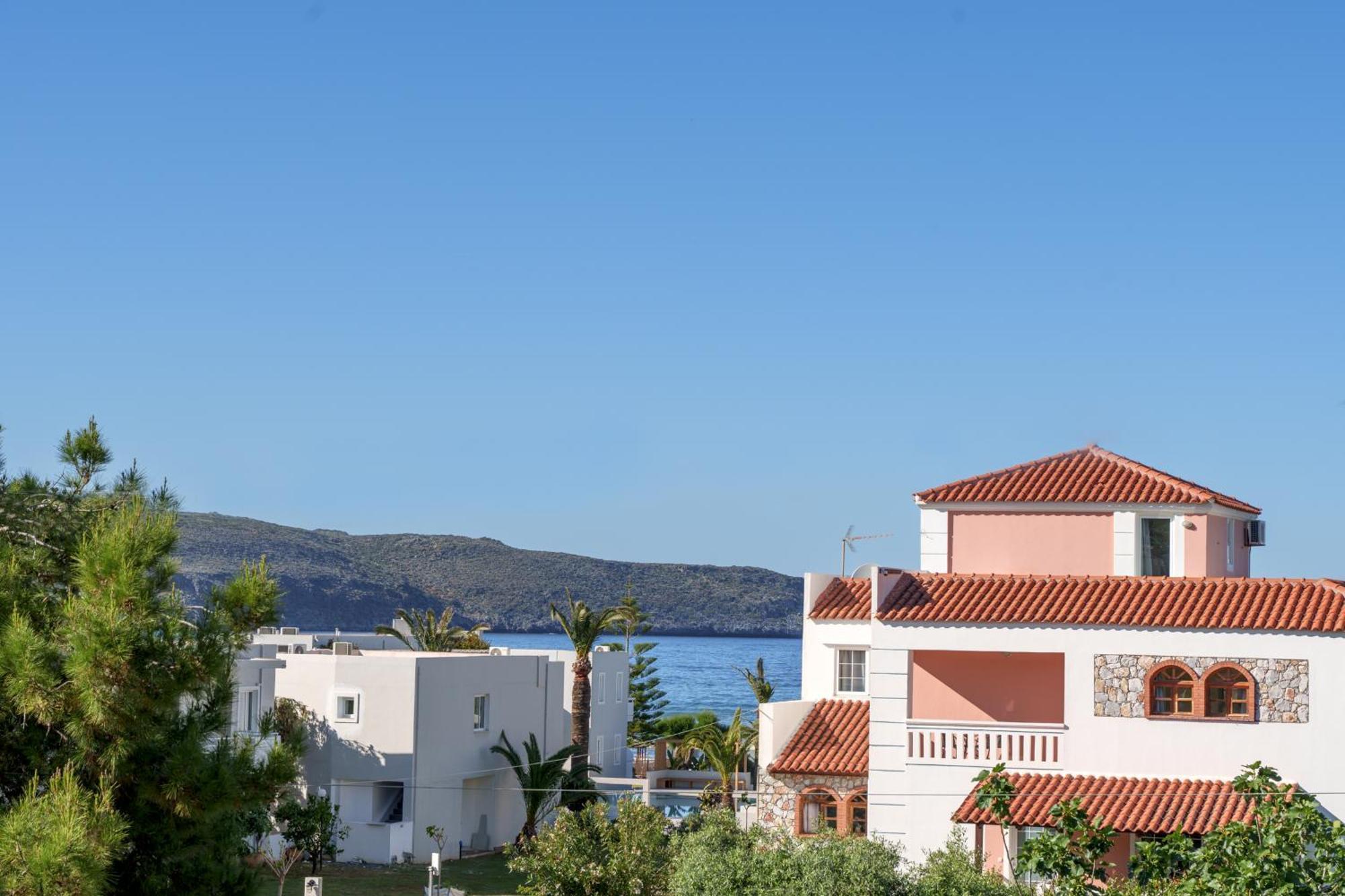 Nikos Apartments Agia Marina  Екстер'єр фото